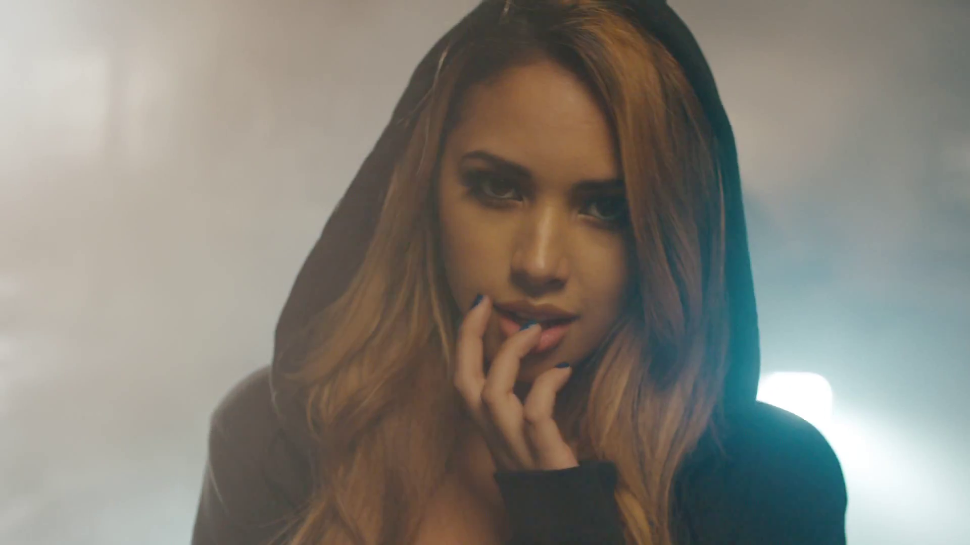 Jasmine V ft  Kendrick Lamar - That's Me Right There mp4 preview 2
